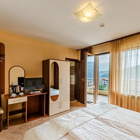 Hotell Ardovel Park 3*